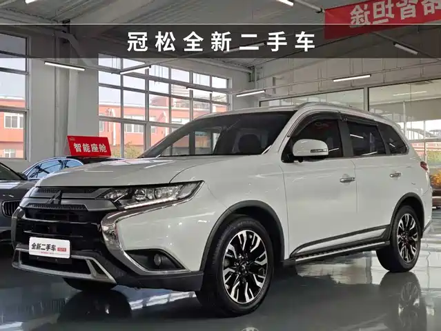mitsubishi outlander