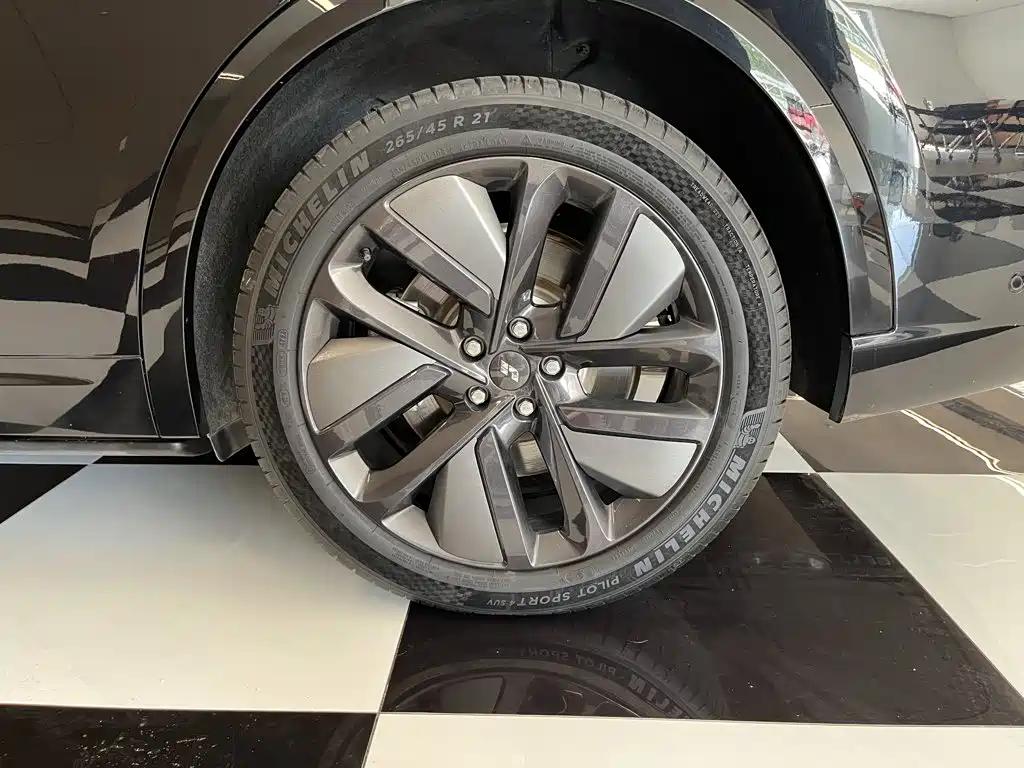 Li Auto Li L9 — миниатюра 11