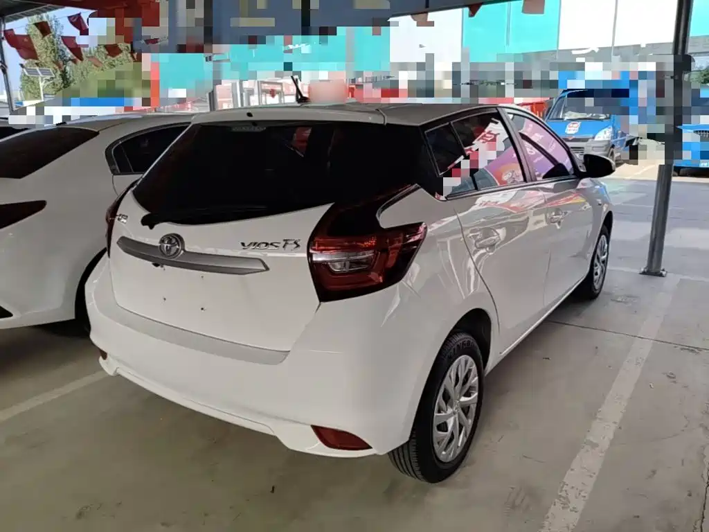 Toyota Vios FS — миниатюра 7