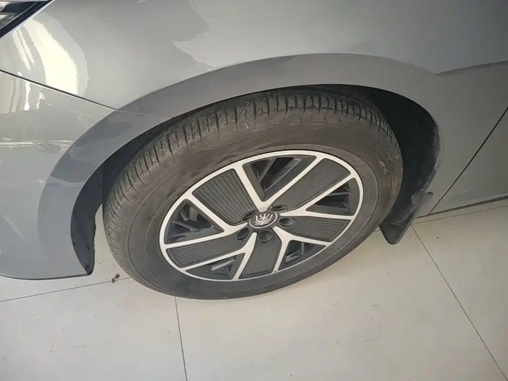 BYD Qin L — миниатюра 23