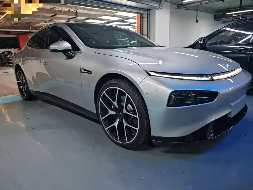 XPeng P7 — миниатюра 4