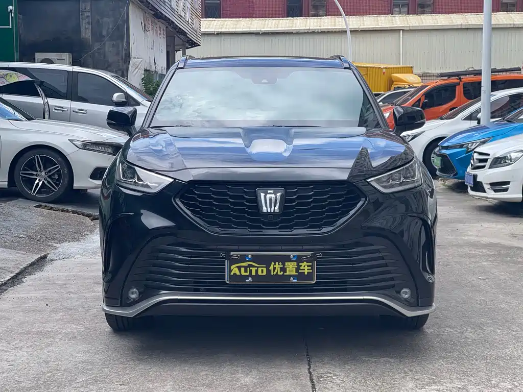 Toyota Crown Kluger — миниатюра 2