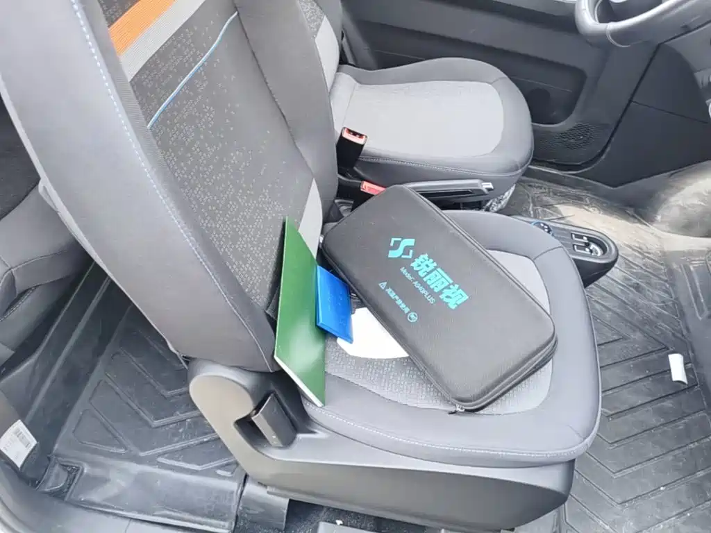 Wuling MINIEV — миниатюра 25