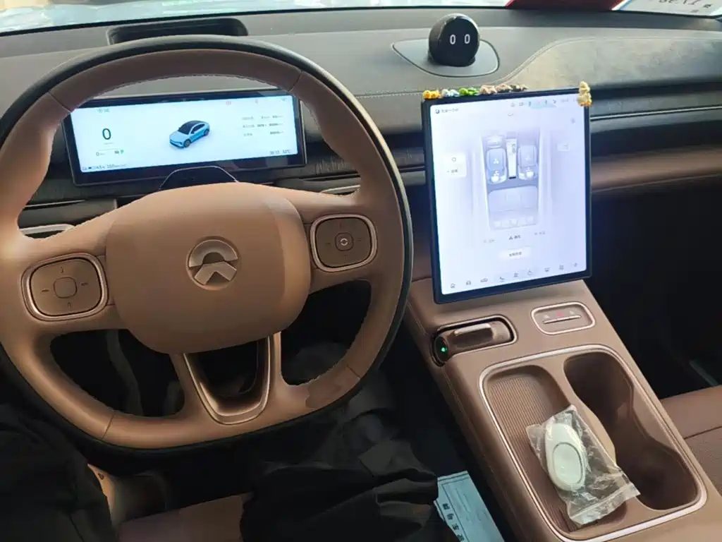 NIO EC6 — миниатюра 10