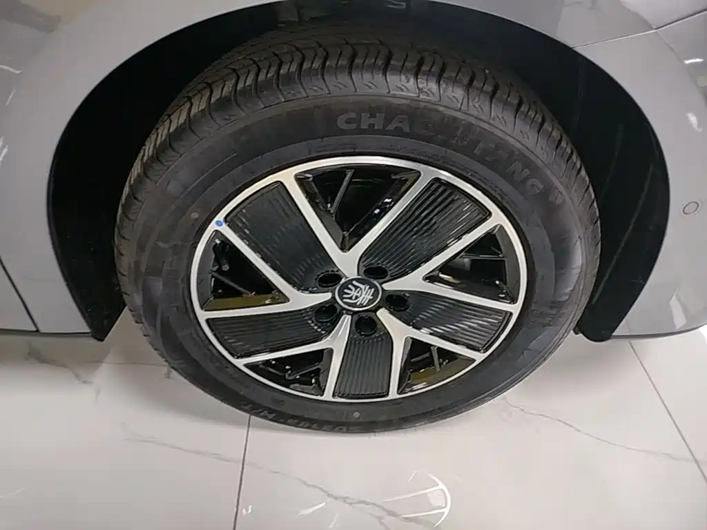 BYD Qin L — миниатюра 14