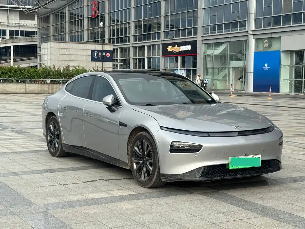 XPeng P7 — миниатюра 3