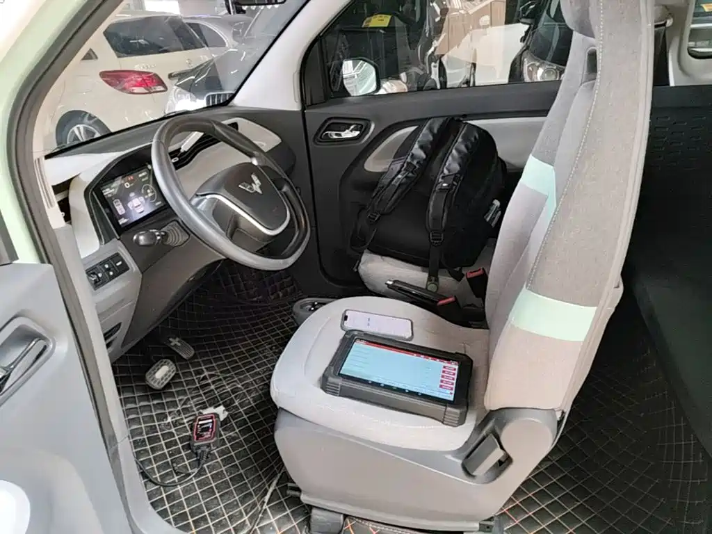 Wuling MINIEV — миниатюра 15