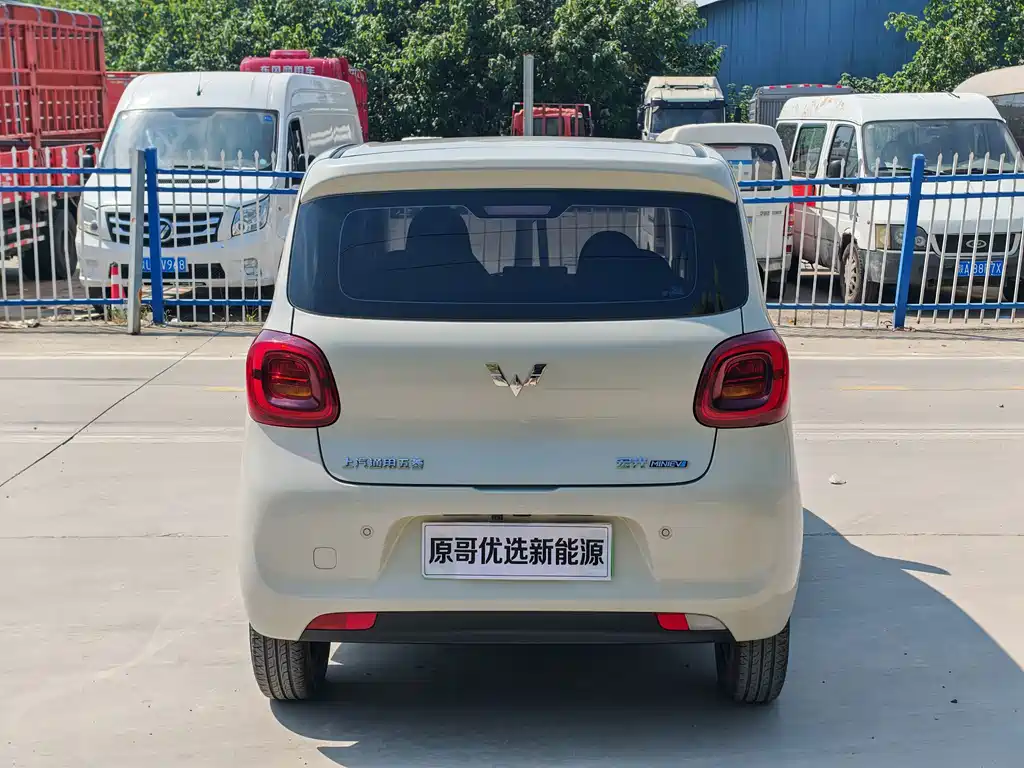 Wuling MINIEV — миниатюра 8