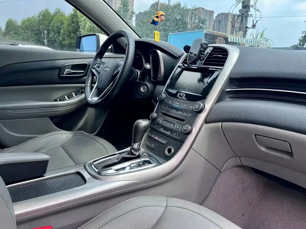 Chevrolet Malibu — миниатюра 16