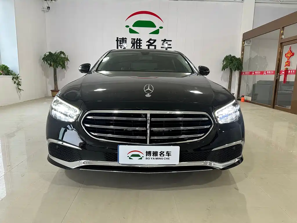 Mercedes-Benz E-Class 2023