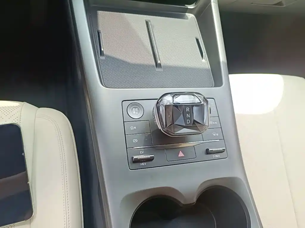 BYD Qin PLUS — миниатюра 14