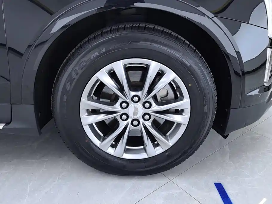 Cadillac XT5 — миниатюра 6