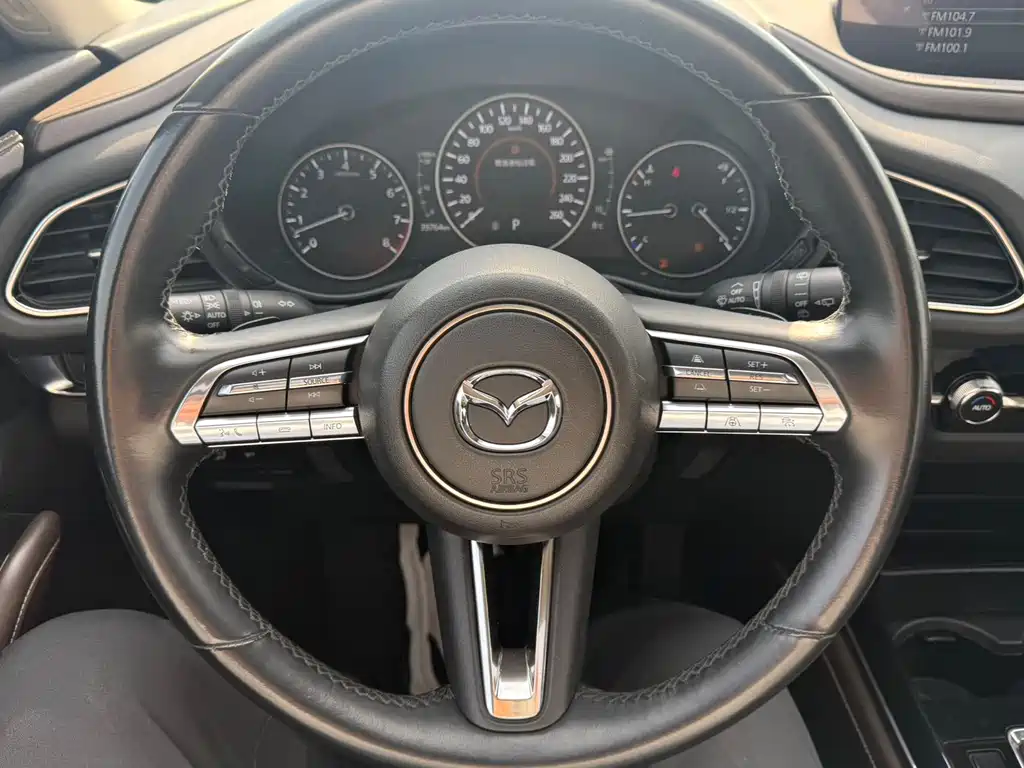 MAZDA CX 30