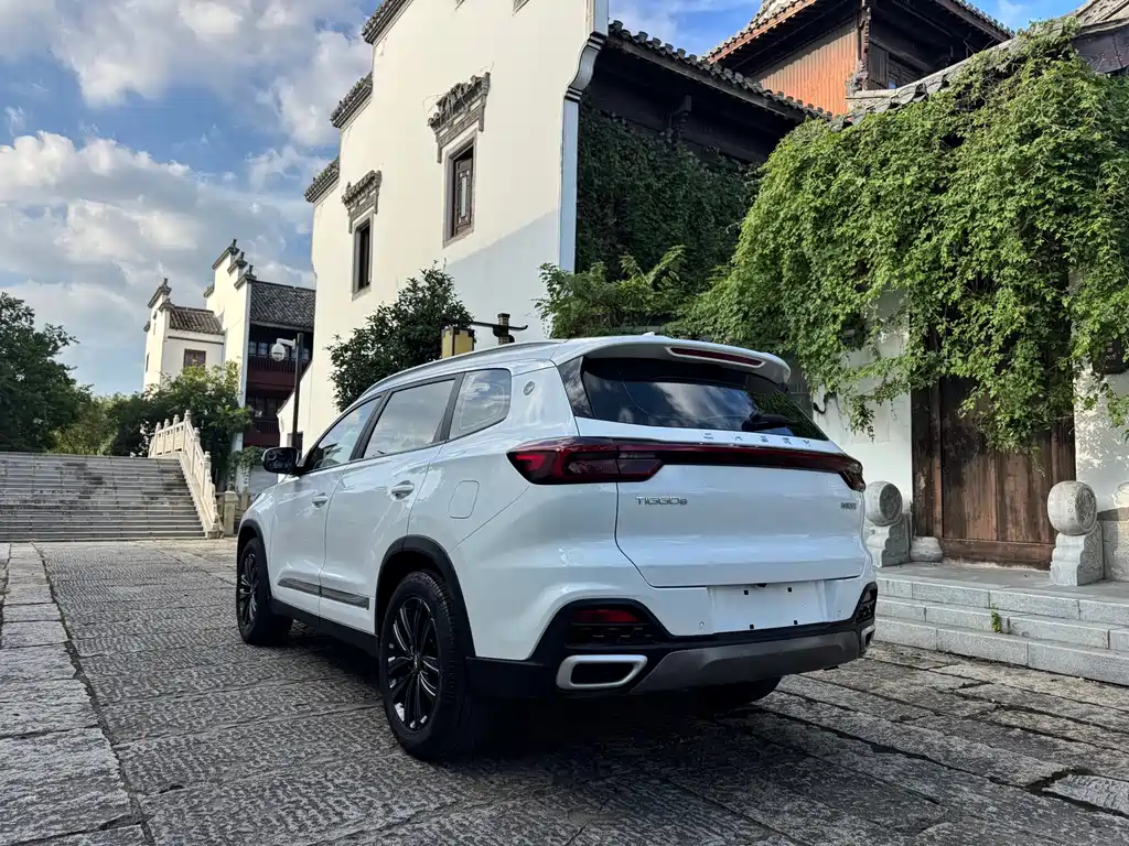 Chery Tiggo 8 — миниатюра 8