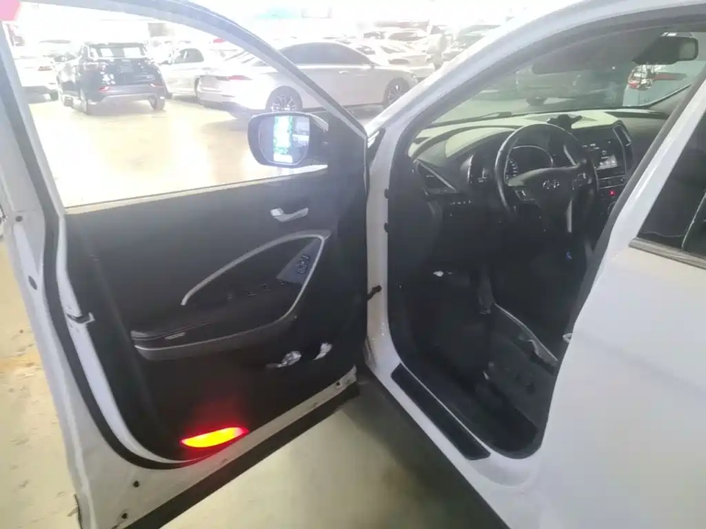 Hyundai Santa Fe — миниатюра 16