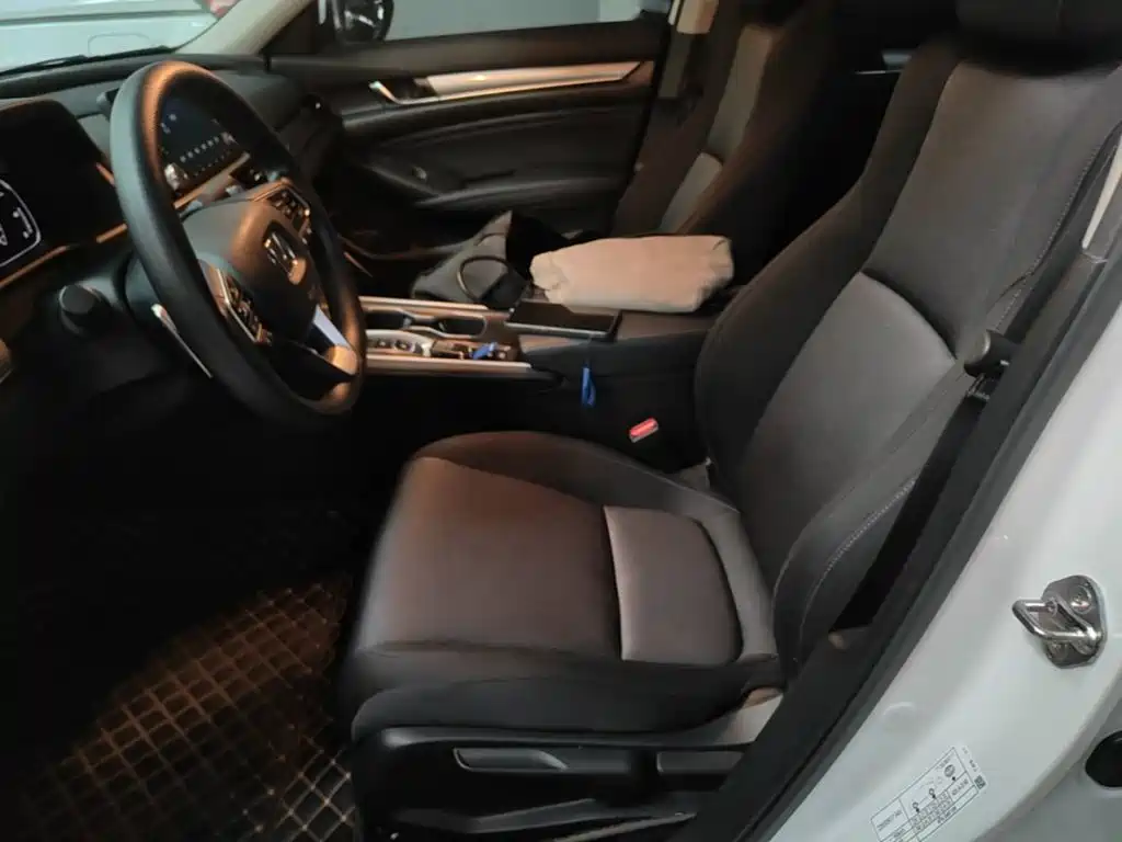 Honda Accord — миниатюра 15