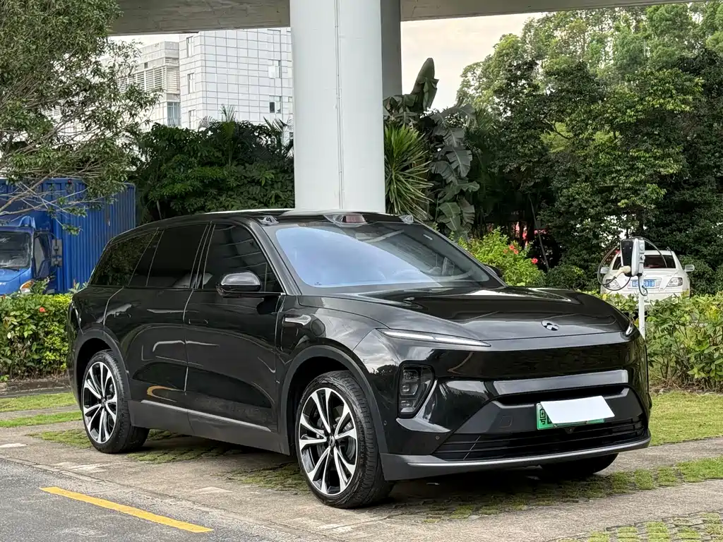 NIO ES8 — миниатюра 5