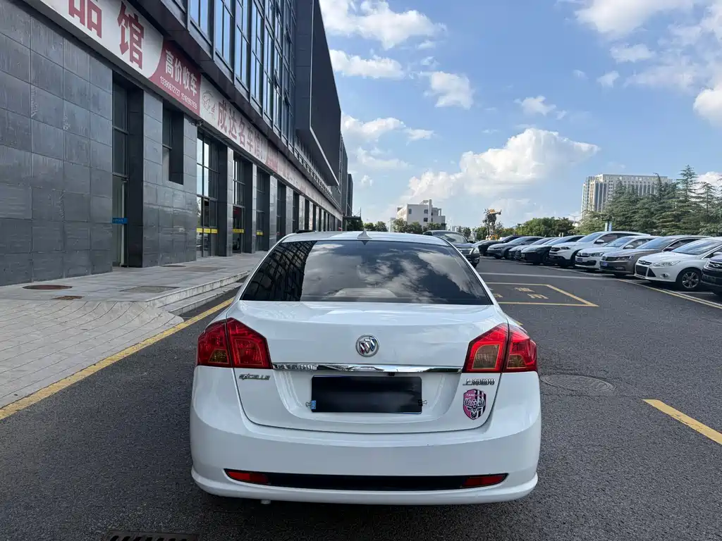 Buick Excelle — миниатюра 12