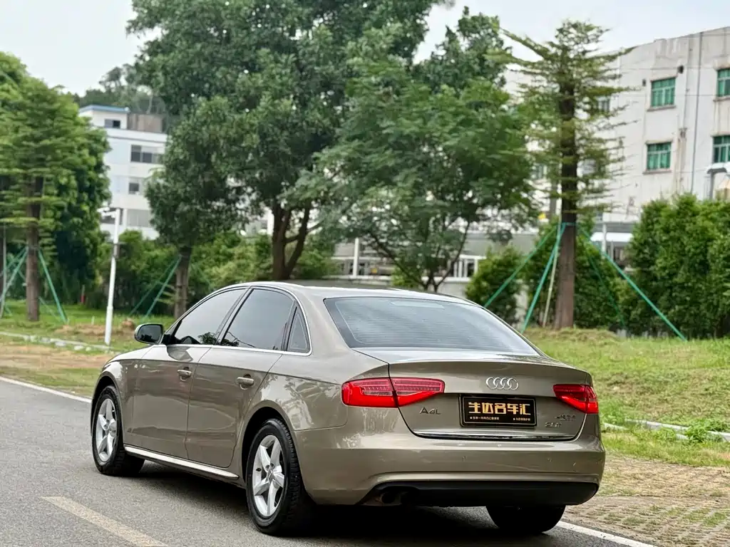 Audi A4L — миниатюра 8