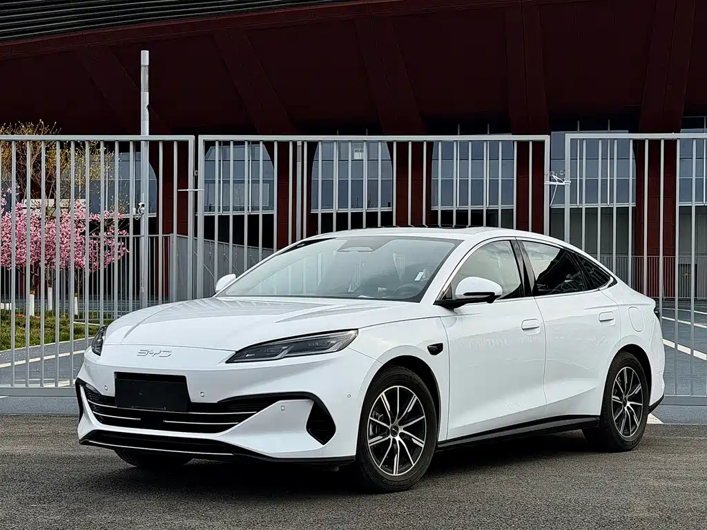 Byd 海豹06 2025