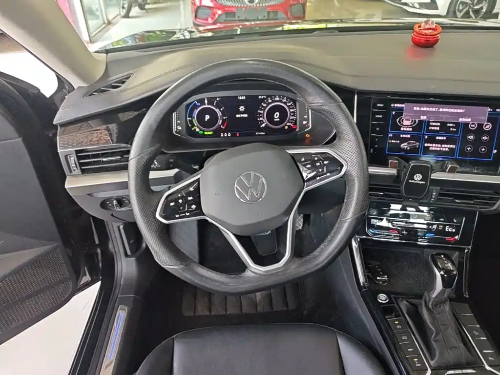 Volkswagen 帕萨特插电混动 — миниатюра 11
