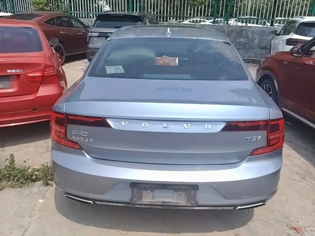 Volvo S90 — миниатюра 6