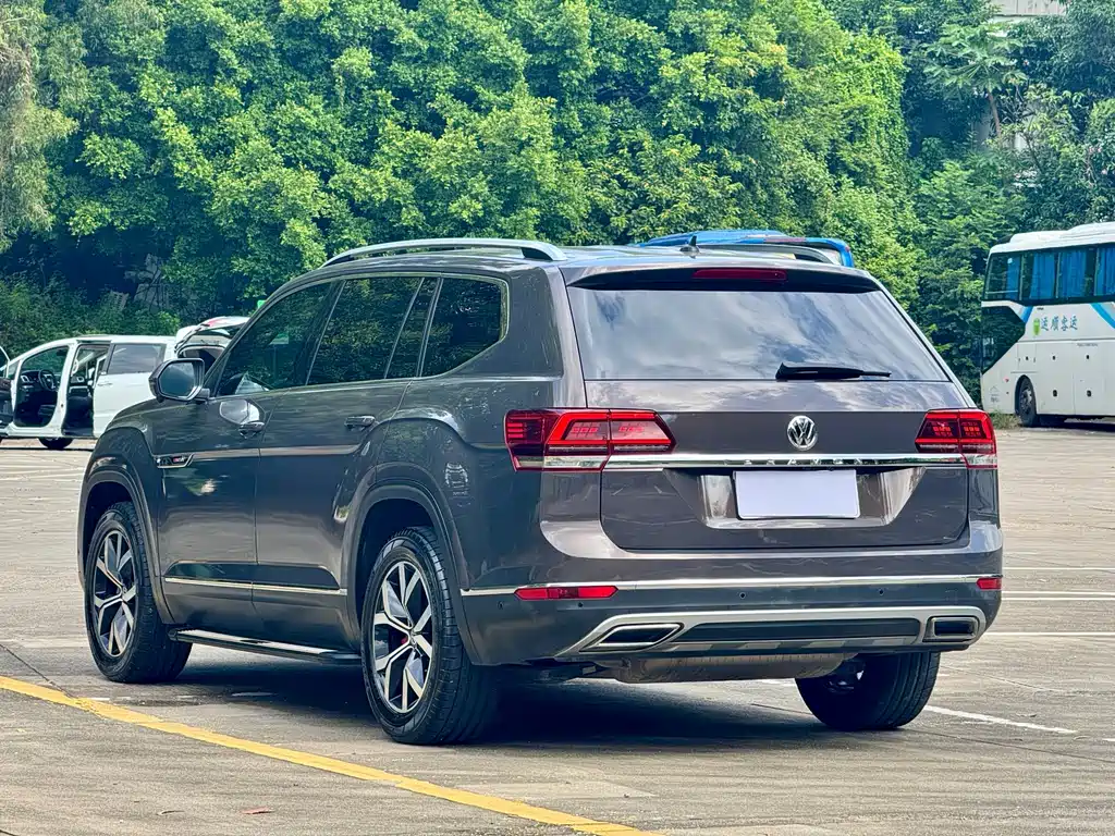 Volkswagen Teramont — миниатюра 17