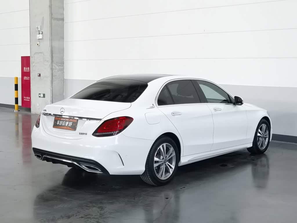 Mercedes-Benz C-Class 1.5 л 2021 г. Белый, пробег 46500 км