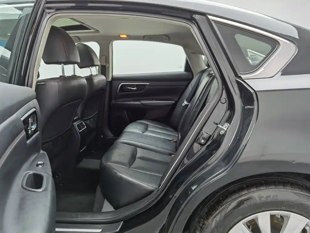 Nissan Teana — миниатюра 15