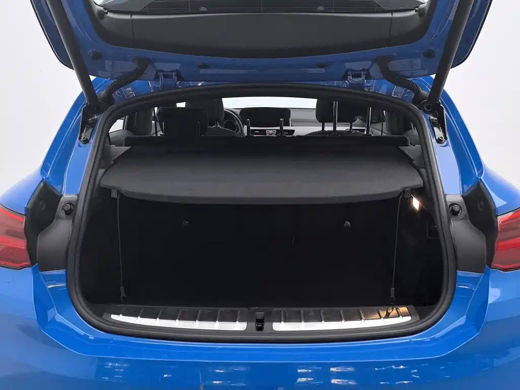 BMW X2 (Import) — миниатюра 16