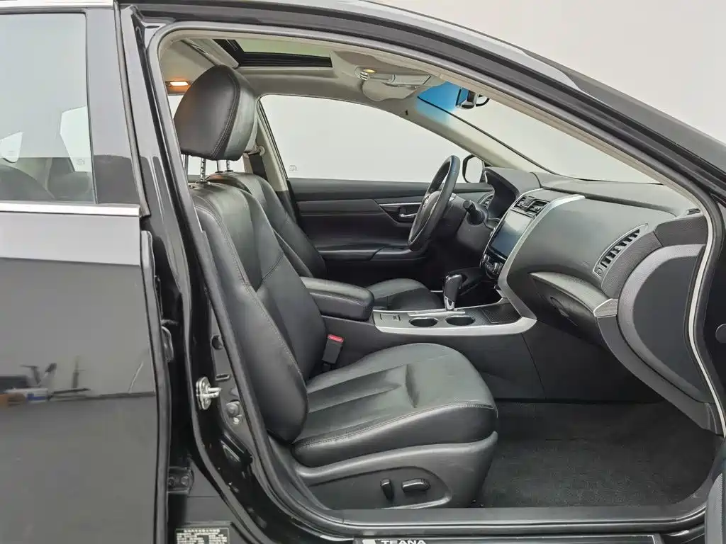 Nissan Teana — миниатюра 23