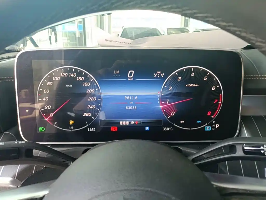 Mercedes-Benz C-Class — миниатюра 12