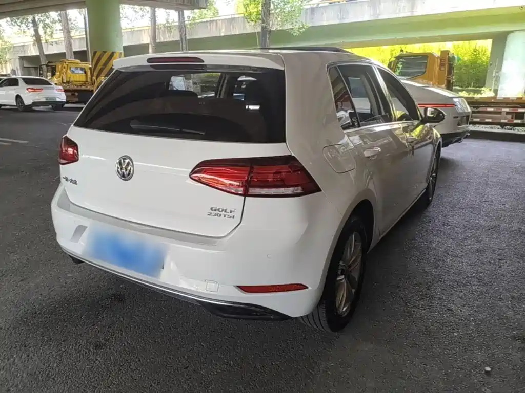 Volkswagen Golf — миниатюра 7