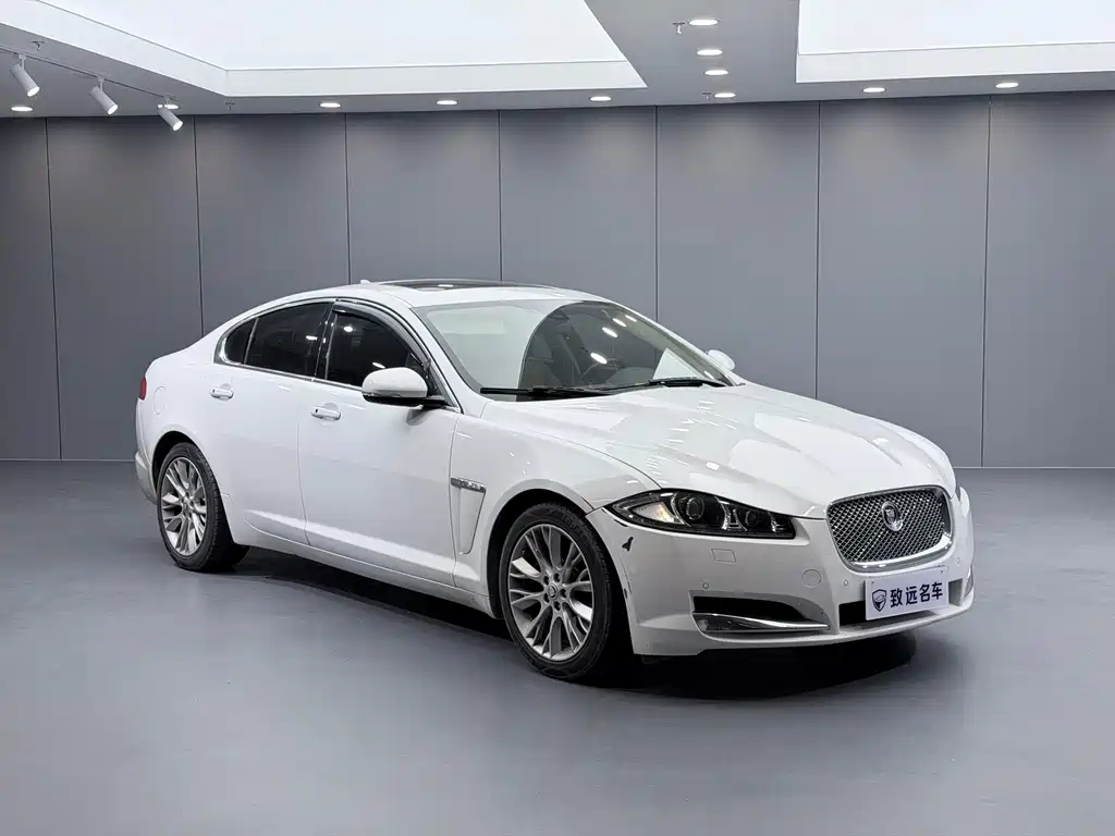 Jaguar XF — миниатюра 3
