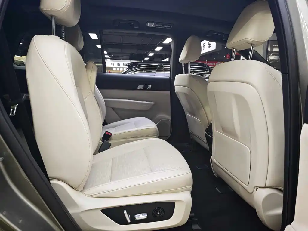 Li Auto Li ONE — миниатюра 18