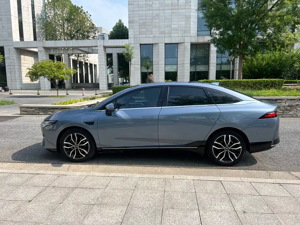 XPeng P5 — миниатюра 8