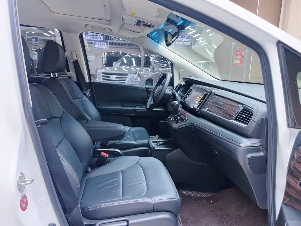 Honda Elysion — миниатюра 4