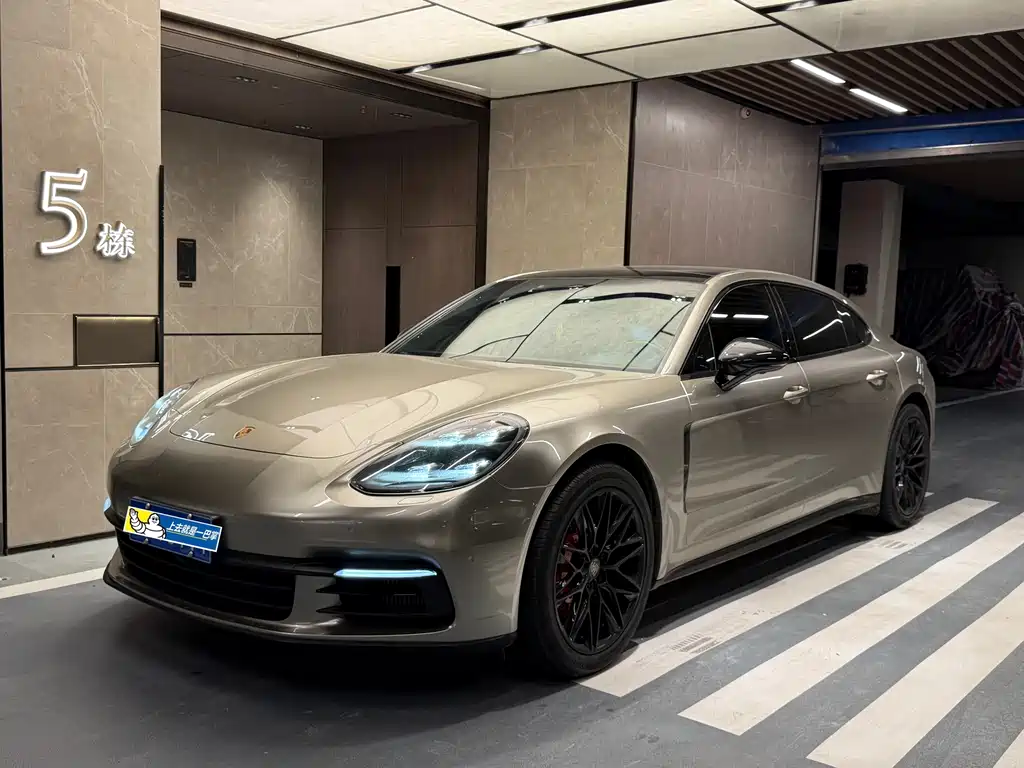 Porsche Panamera 2020