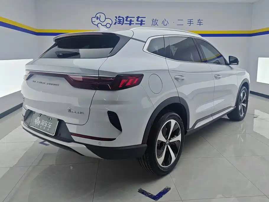 BYD PLUS New Energy — миниатюра 3