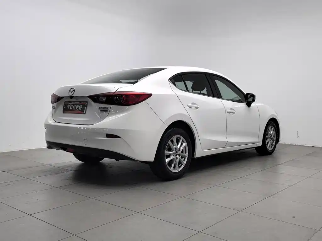Mazda 3 Axela — миниатюра 2