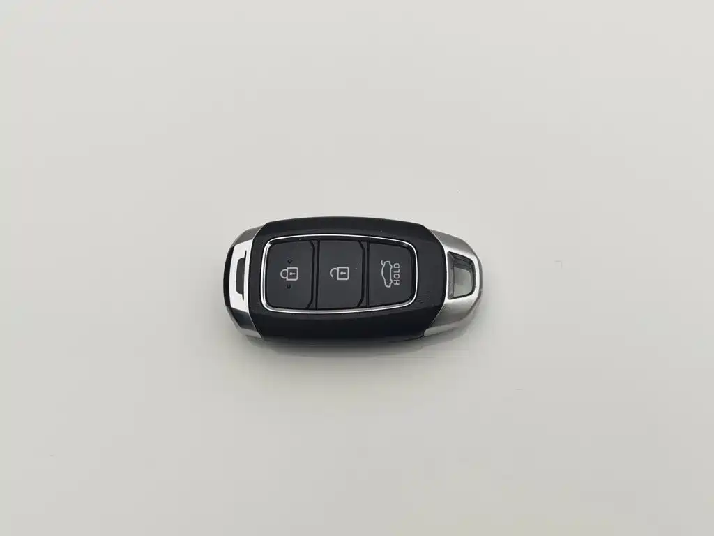 Hyundai Elantra — миниатюра 19