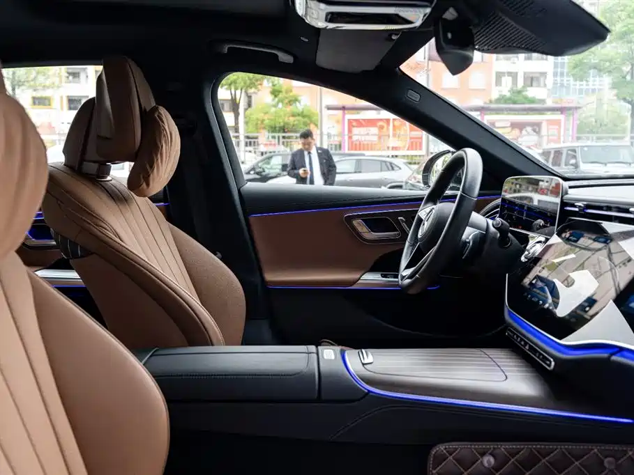 Mercedes-Benz E-Class New Energy — миниатюра 12