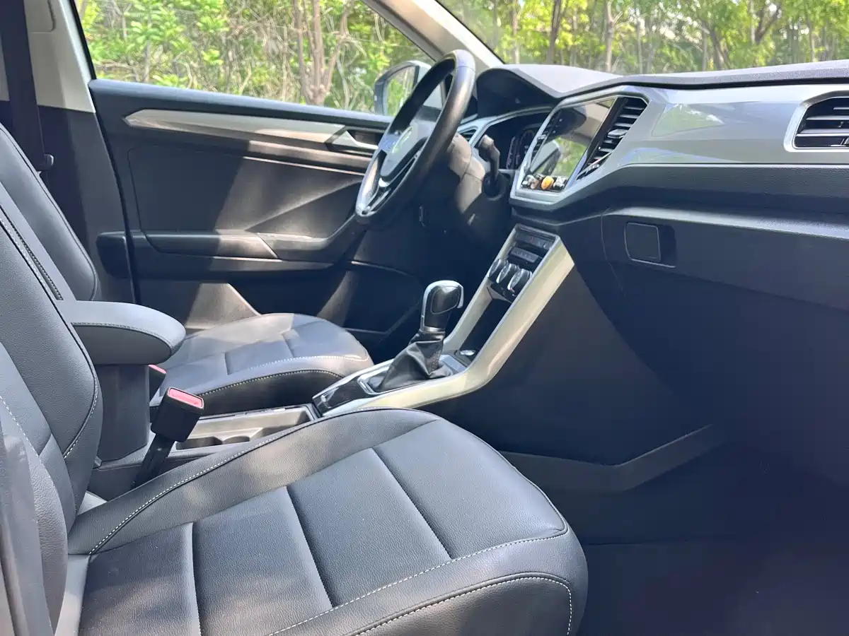 Volkswagen T-ROC exploring Songs 2022 Белый из Китая, фото 3