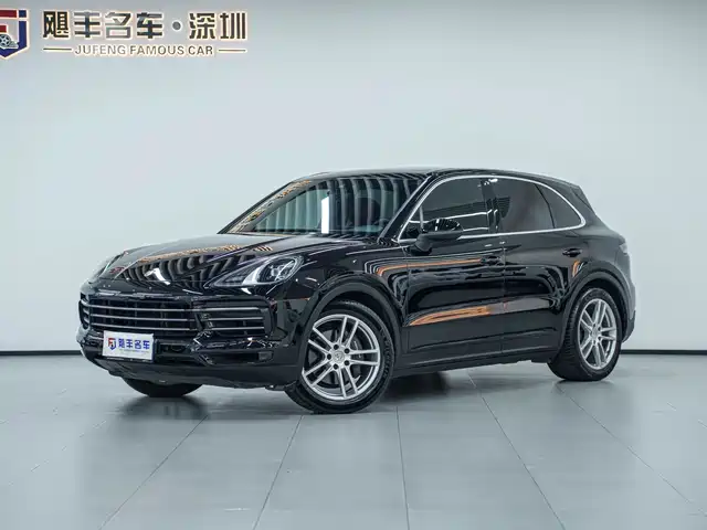 PORSCHE CAYENNE 2024