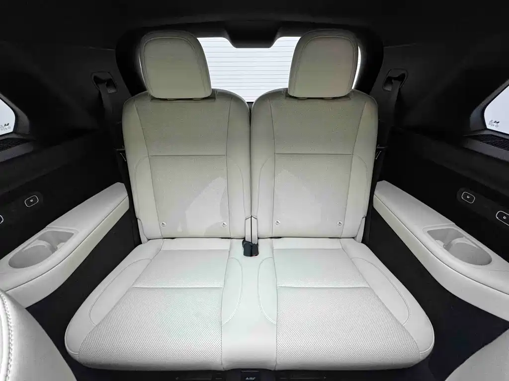 Li Auto Li L8 — миниатюра 17