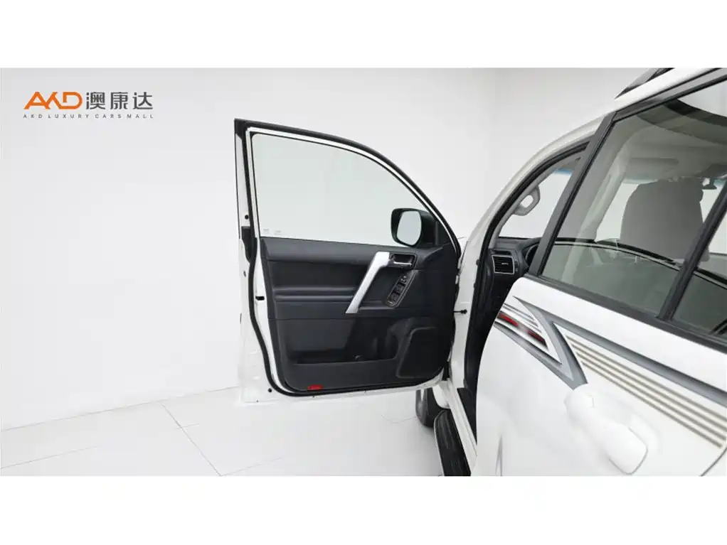 Toyota Prado — миниатюра 10