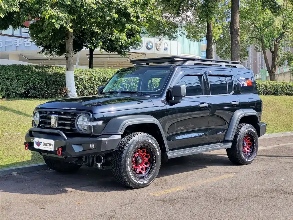 Tank Tank 300 2024