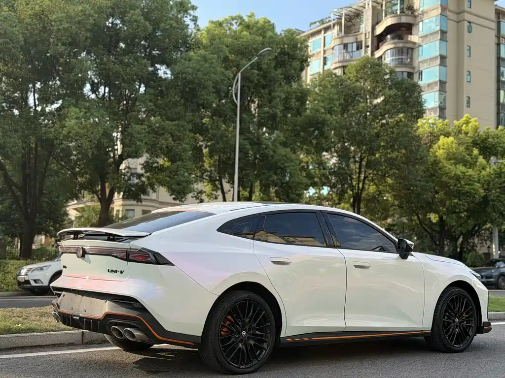 Changan UNI-V — миниатюра 5