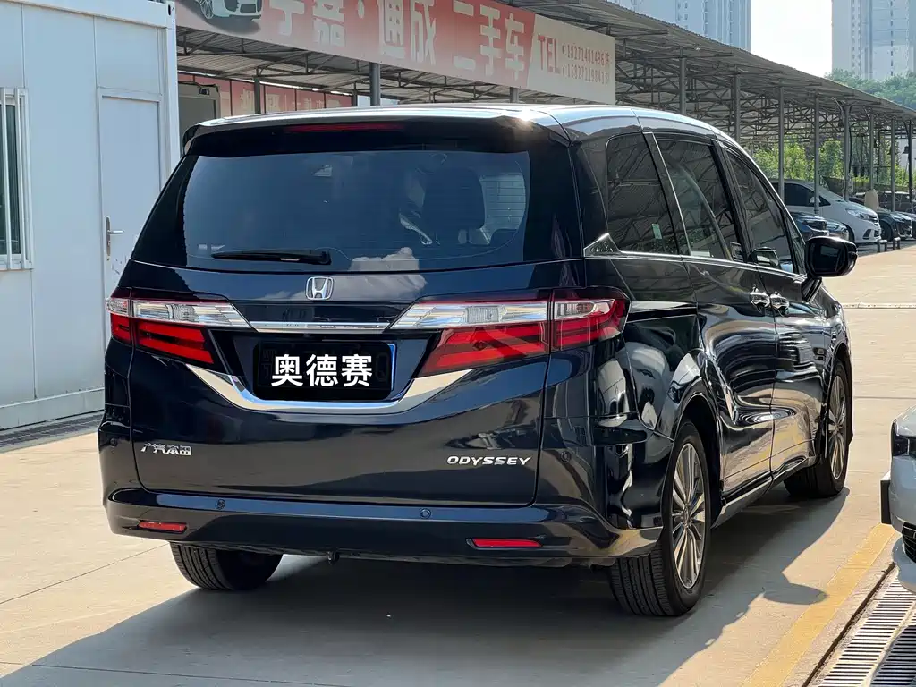 Honda Odyssey — миниатюра 10