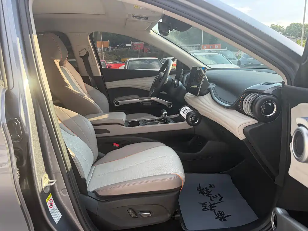 BYD Yuan Plus — миниатюра 5